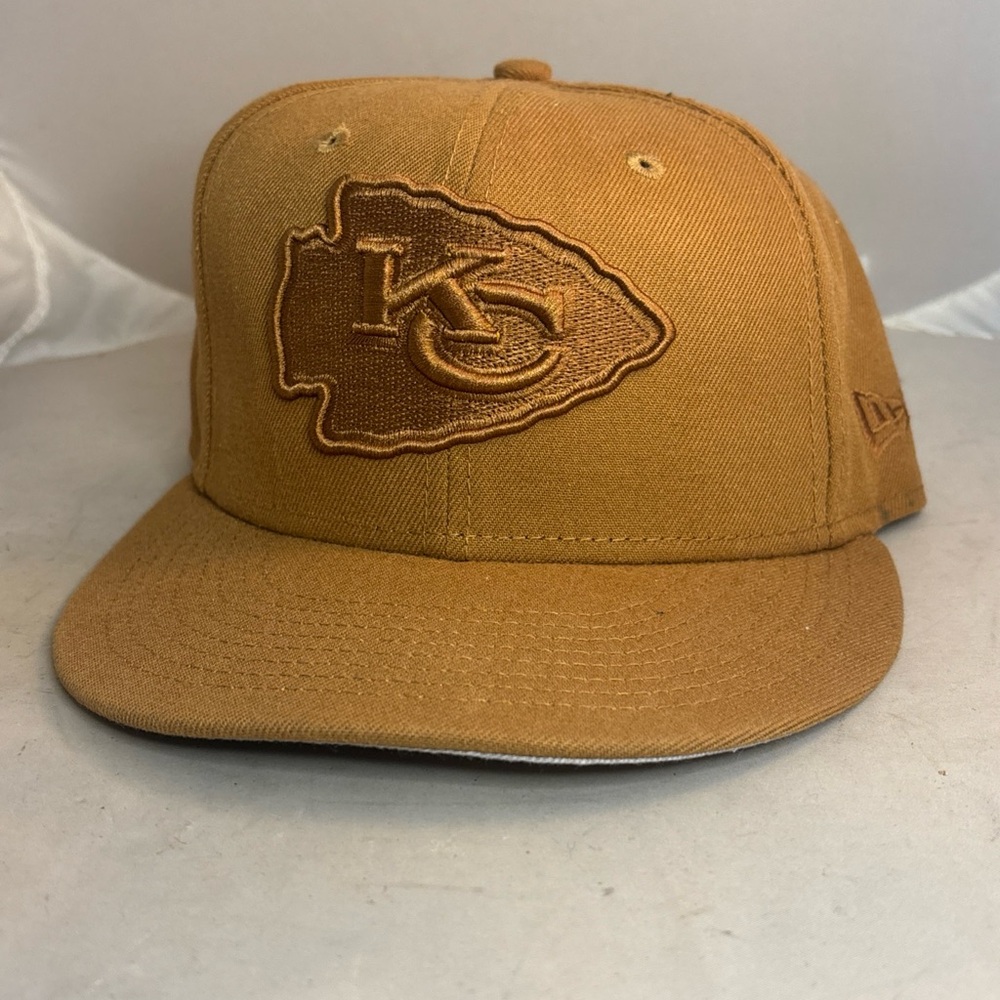 Like new Kansas City Chiefs New Era brown canvas 59FIFTY Cap hat